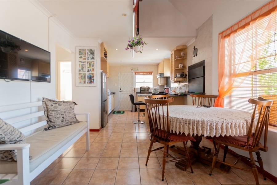 3 Bedroom Property for Sale in Skiathos Western Cape